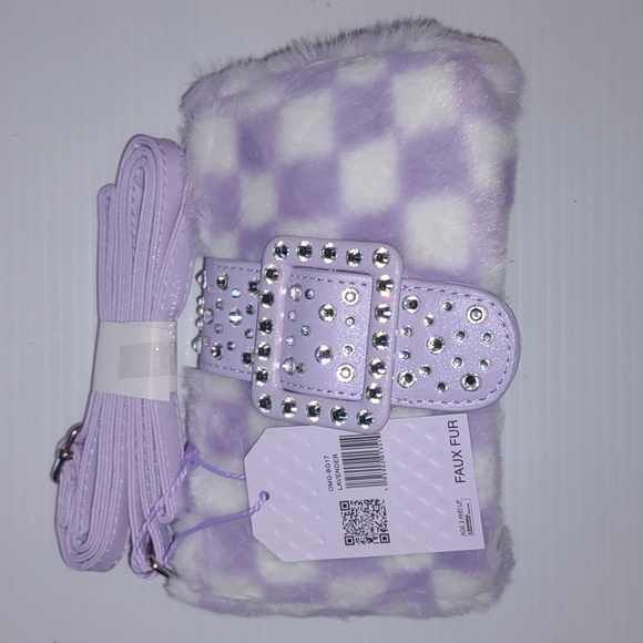 ๐บMISS GWEN's OMG ACCESSORIES Lavender & White Checkerboard Faux Fur Crossbody - Picture 1 of 9